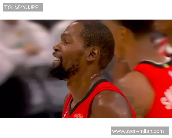 杜兰特称赞申京高位持球能力让对手难以预测他的下一步动作 杜兰特称赞申京高位持球能力让对手难以预测他的下一步动作