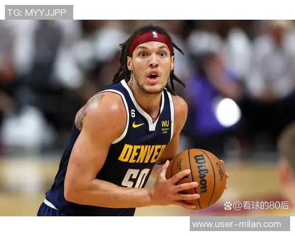 戈登状态火热半场完美表现砍下14分外加3篮板1助攻助力球队奋勇争先 戈登状态火热半场完美表现砍下14分外加3篮板1助攻助力球队奋勇争先