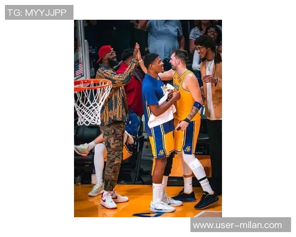 东契奇狂砍49分11板8助表现惊艳Skip质疑上赛季季后赛为何未能现身 东契奇狂砍49分11板8助表现惊艳Skip质疑上赛季季后赛为何未能现身